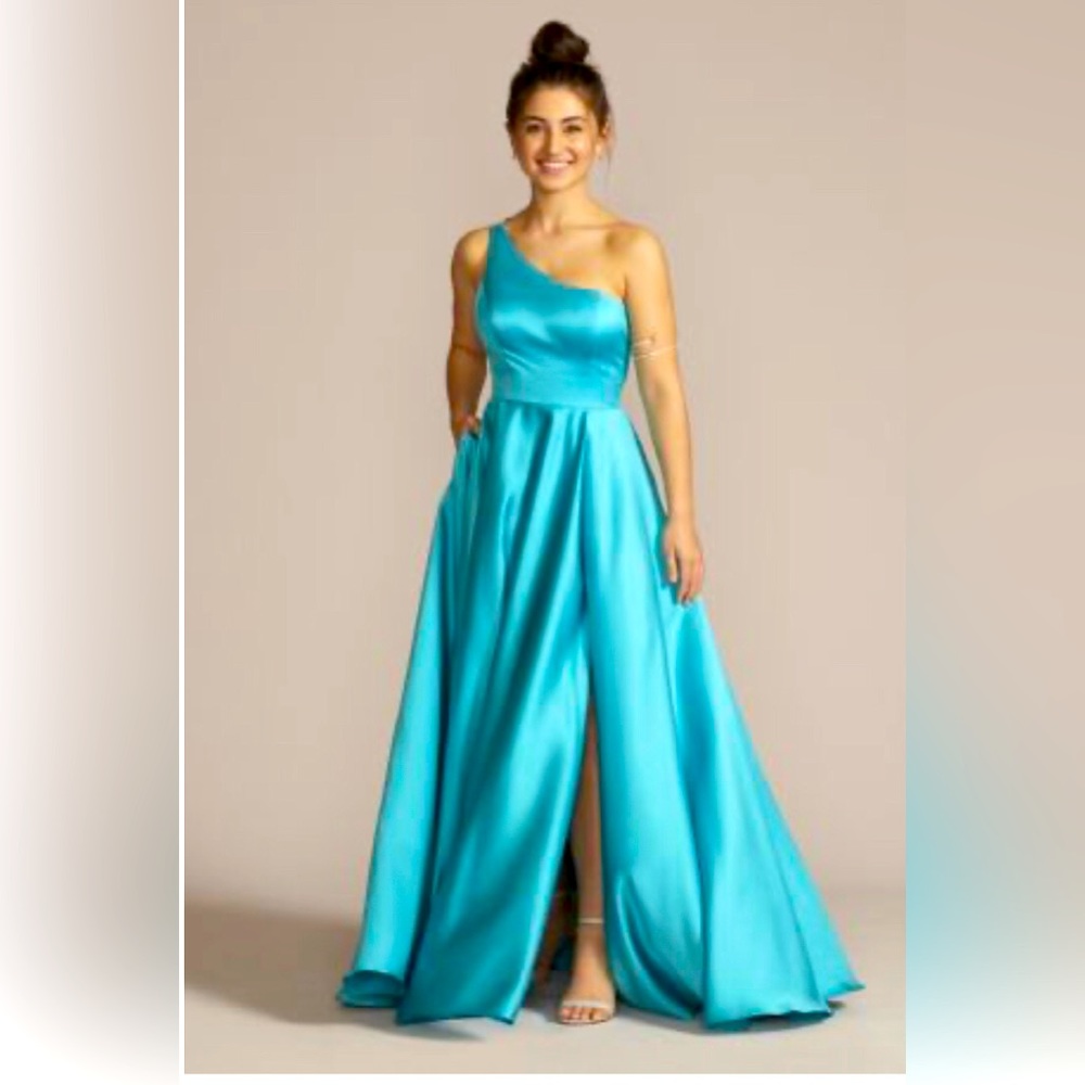 JULES AND CLEO one-shoulder satin a-line with skirt slit